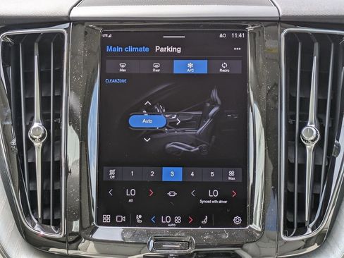 New 2025 Volvo XC60 T8 Plus w/ Protection Package Premier image 17