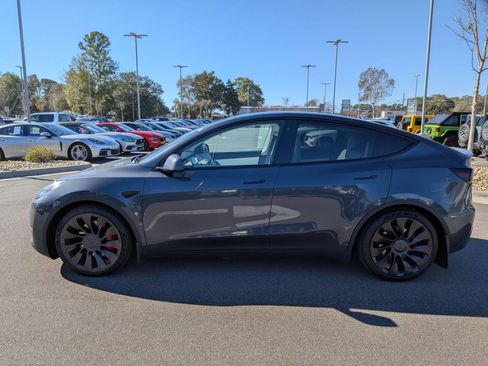 Used 2022 Tesla Model Y Performance image 6
