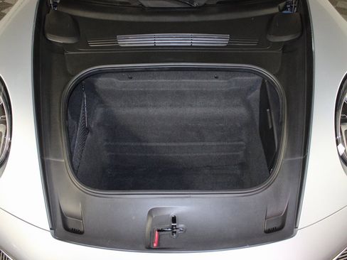 Used 2022 Porsche 911 Carrera S image 11