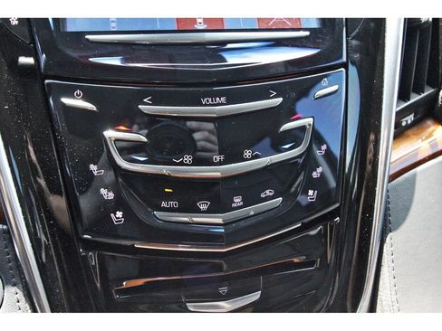 Used 2019 Cadillac Escalade ESV Premium Luxury AWD/4WD image 28