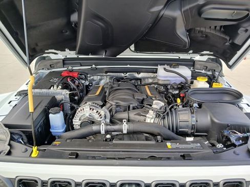 New 2025 Jeep Wrangler Unlimited Rubicon 392 image 28
