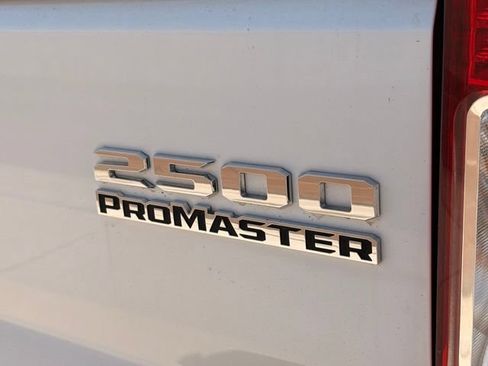 Used 2025 RAM ProMaster 2500 w/ U-Haul Equipment Group FWD image 7