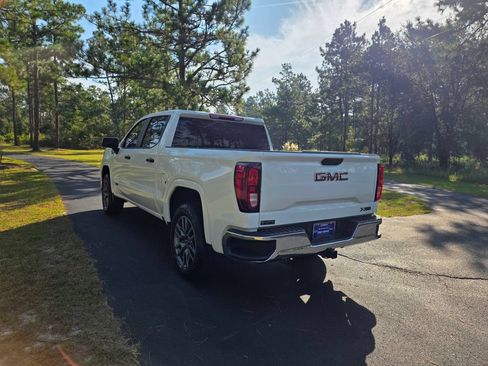 Used 2026 GMC Sierra 1500 Pro w/ Pro Value Package AWD/4WD image 3