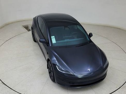 Used 2024 Tesla Model 3 Standard Range image 81