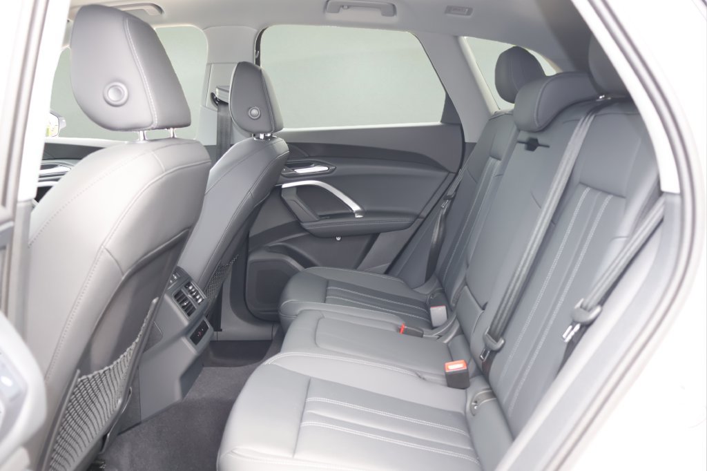 New 2026 Audi Q5 2.0T AWD/4WD image 12