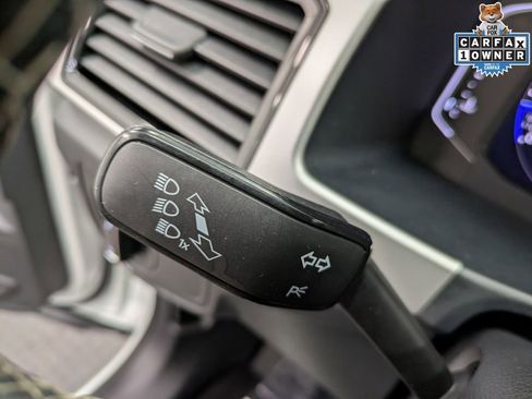 Used 2022 Volkswagen Atlas SE w/ Panoramic Sunroof Package image 17