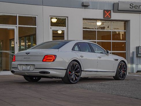 New 2026 Bentley Flying Spur image 11