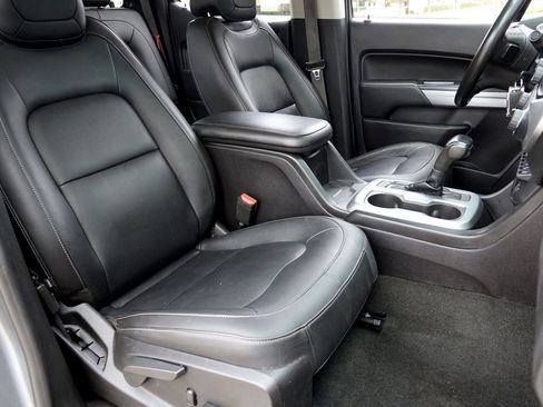 Used 2018 Chevrolet Colorado ZR2 image 9