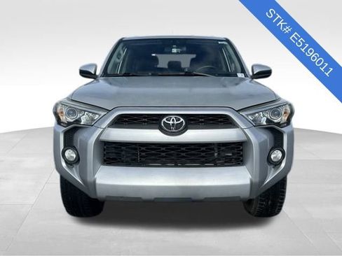 Used 2014 Toyota 4Runner SR5 image 2