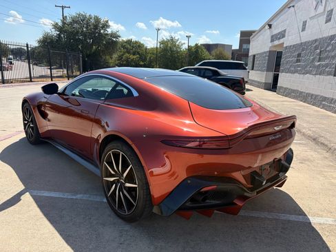 Used 2019 Aston Martin V8 Vantage Coupe RWD image 6