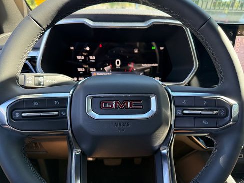 New 2025 GMC Canyon Elevation w/ Convenience Package image 22