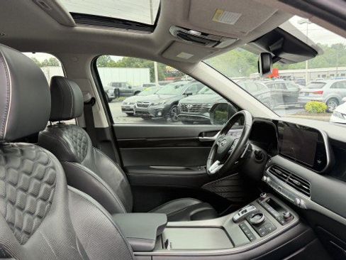 Used 2021 Hyundai Palisade Limited FWD image 26