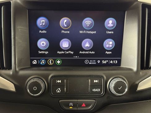 Used 2024 GMC Terrain SLT w/ Elevation Edition image 4