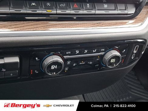 Certified 2026 Chevrolet Silverado 1500 RST AWD/4WD image 18