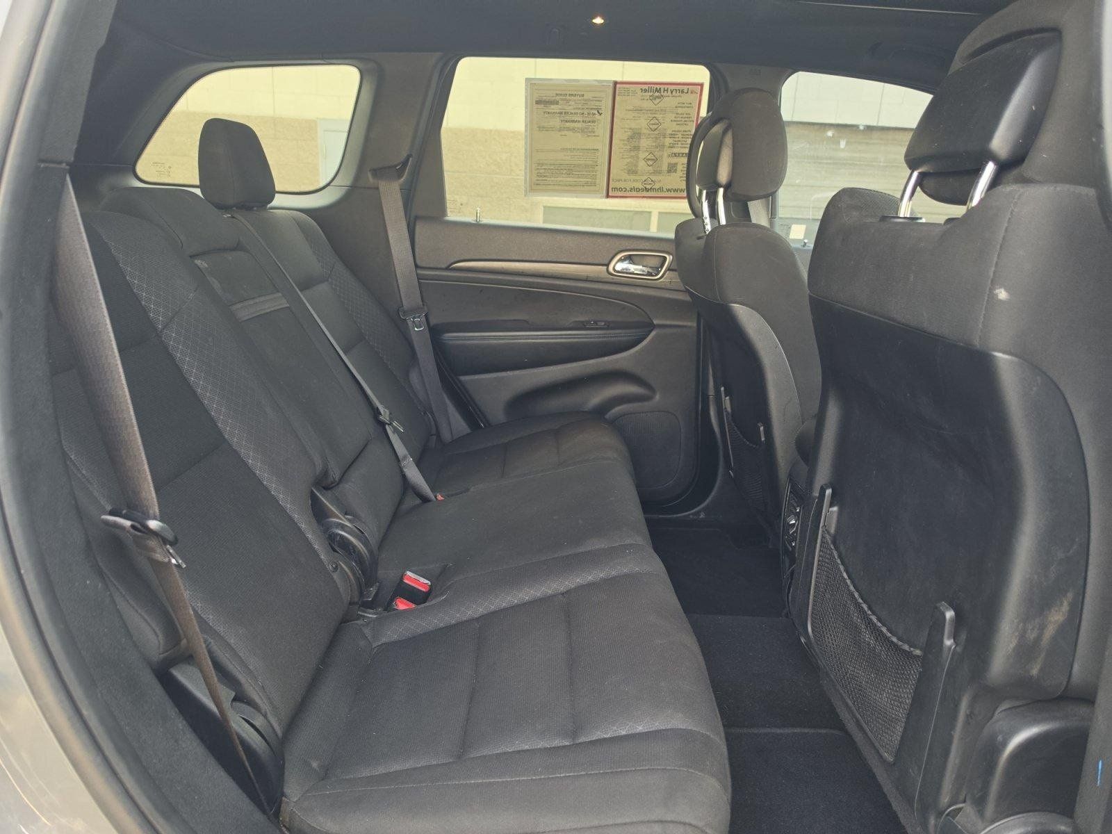 Used 2019 Jeep Grand Cherokee Laredo AWD/4WD image 25