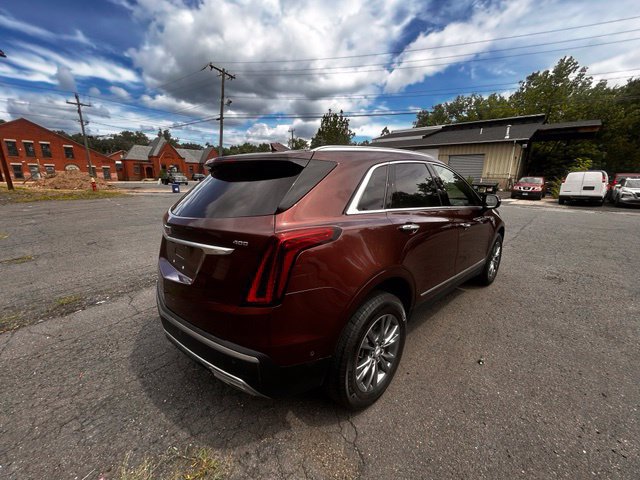 Used 2022 Cadillac XT5 Premium Luxury w/ Technology Package AWD/4WD image 6