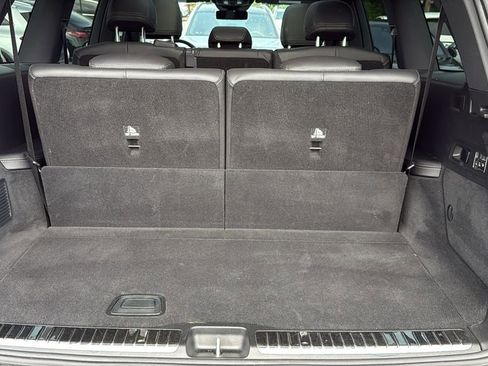 Certified 2025 Mercedes-Benz GLS 450 4MATIC image 21