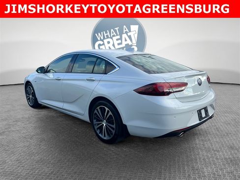 Used 2019 Buick Regal Essence w/ Driver Confidence Package I image 6