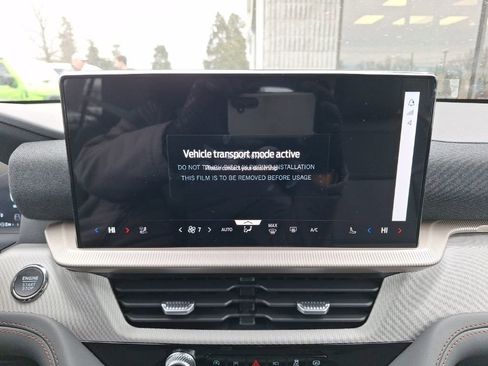 New 2026 Ford Explorer Active w/ Active Comfort Package image 10