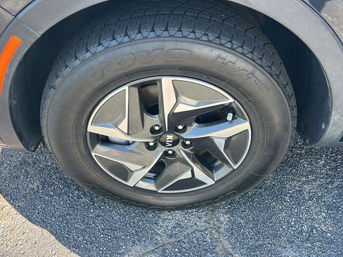 Used 2021 Kia Sorento S image 37