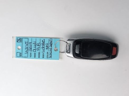 Used 2019 Audi A8 L 3.0T w/ Luxury Package image 28