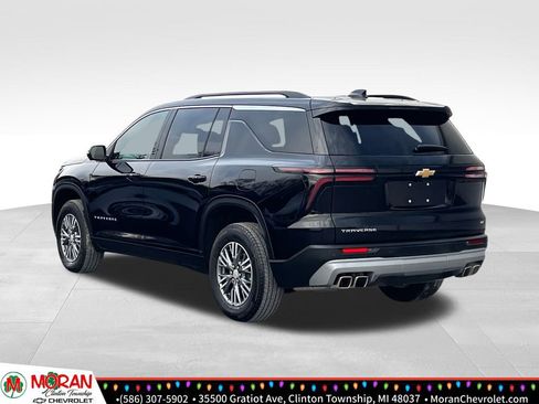 Certified 2024 Chevrolet Traverse LT w/ Trailering Package image 4