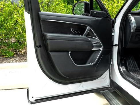Used 2024 Land Rover Range Rover SE AWD/4WD image 52