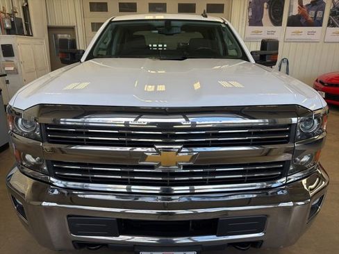 Used 2017 Chevrolet Silverado 2500 LT AWD/4WD image 3