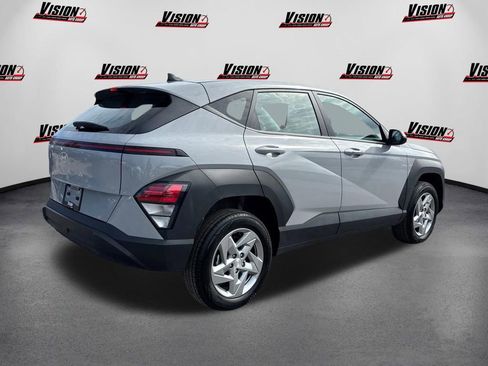 Certified 2026 Hyundai Kona SE image 5