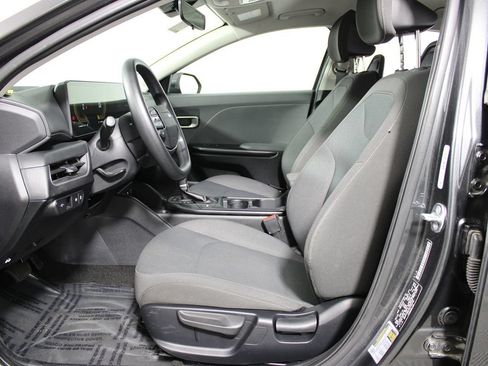 Used 2025 Kia K4 FWD image 6