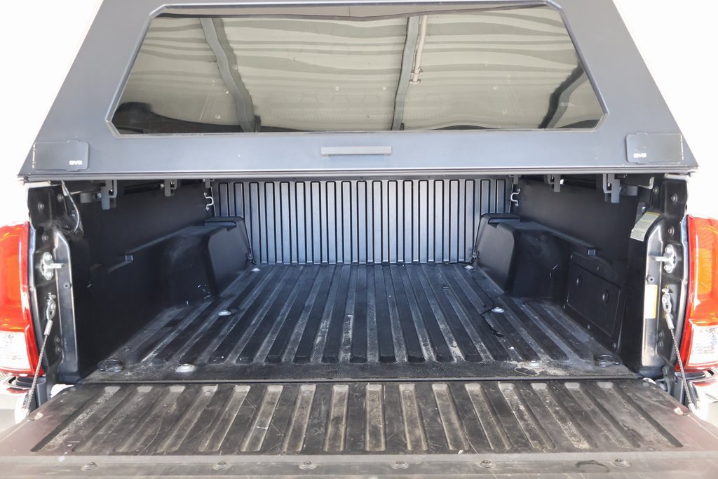 Used 2022 Toyota Tacoma SR5 RWD image 12