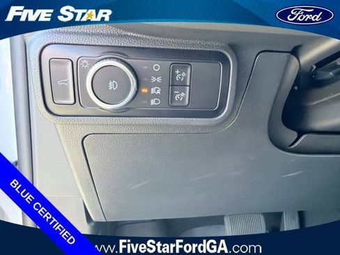 Used 2025 Ford Explorer Active w/ Active Comfort Package RWD image 16