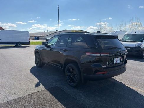 New 2025 Jeep Grand Cherokee Altitude w/ Trailer Tow Package image 3