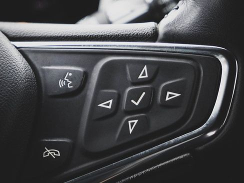 Used 2021 Chevrolet Equinox LT image 15