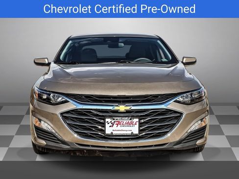 Certified 2025 Chevrolet Malibu LT FWD image 2
