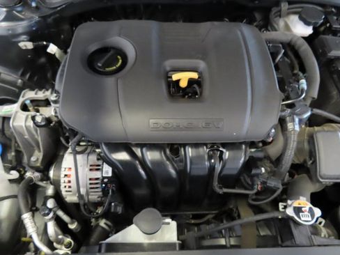 Used 2024 Kia Forte LXS image 29