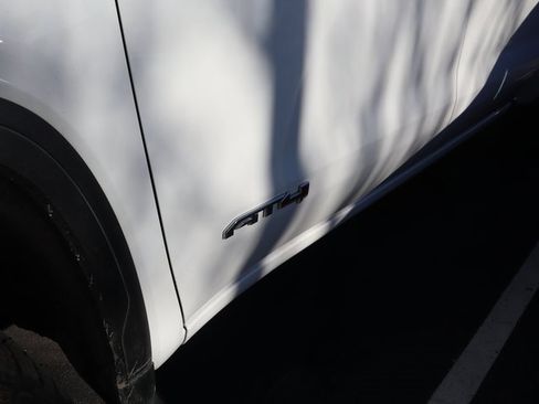 Certified 2024 GMC Sierra 1500 AT4 image 6