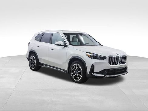 New 2026 BMW X1 xDrive28i w/ Convenience Package image 8