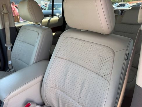 Used 2011 Ford Flex Limited w/ Rapid Spec Order Code AWD/4WD image 13