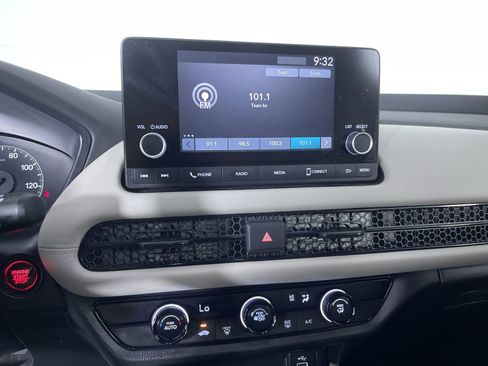 Used 2024 Honda HR-V LX image 17