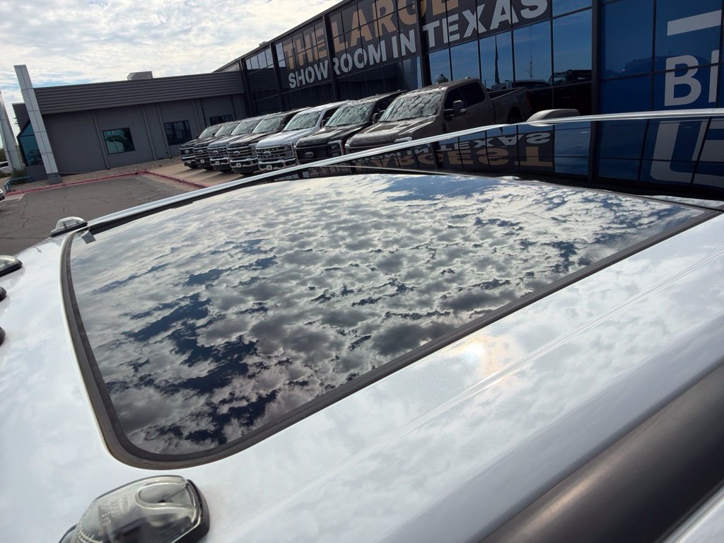 Used 2022 Ford F250 4x4 Crew Cab Super Duty image 6