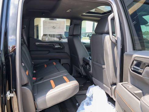 New 2026 GMC Sierra 1500 AT4 w/ AT4 Premium Package AWD/4WD image 31