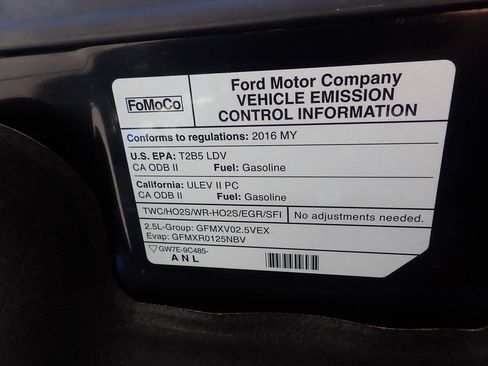 Used 2016 Ford Fusion SE FWD image 39