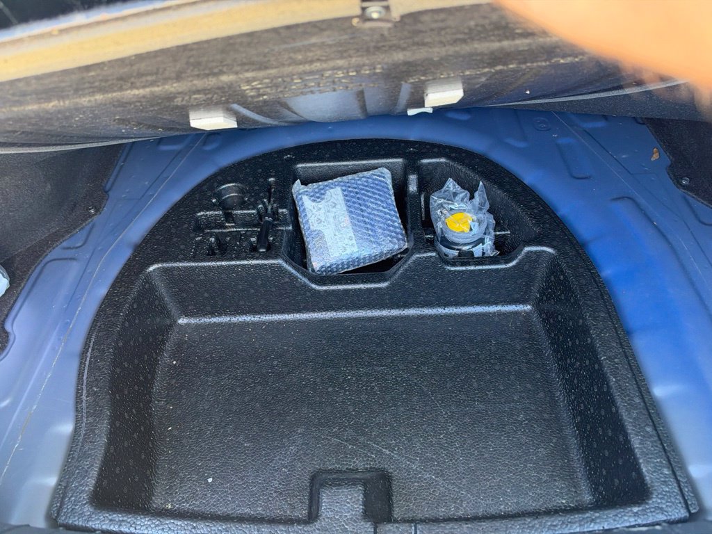 Used 2017 Hyundai Elantra ECO w/ Cargo Package FWD image 14