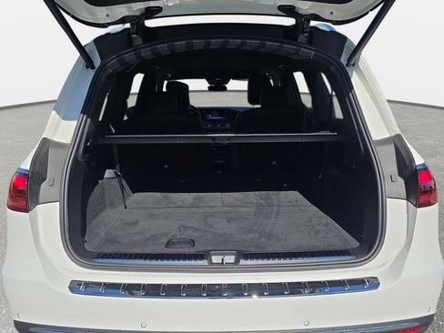 Certified 2025 Mercedes-Benz GLS 450 4MATIC image 12