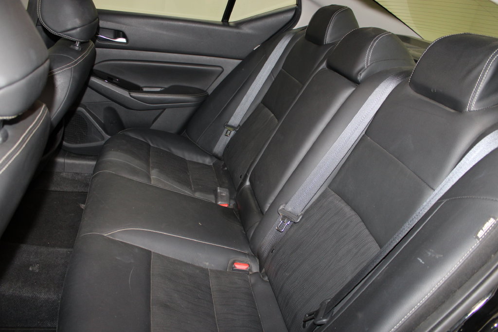 Used 2021 Nissan Altima 2.5 SL FWD image 40