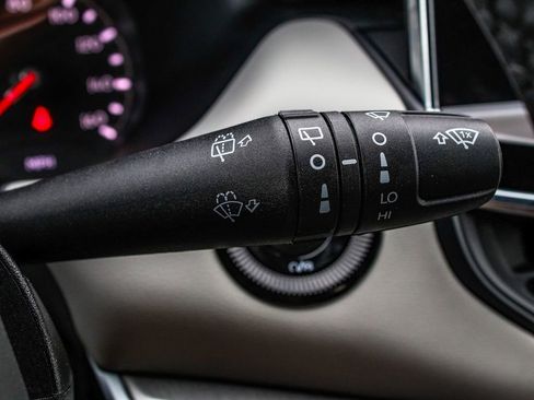 Used 2025 Jeep Compass Limited image 6