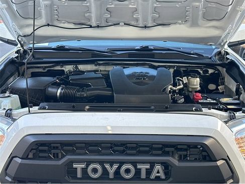Used 2021 Toyota Tacoma SR5 image 42