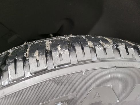 Used 2023 GMC Canyon Denali image 10