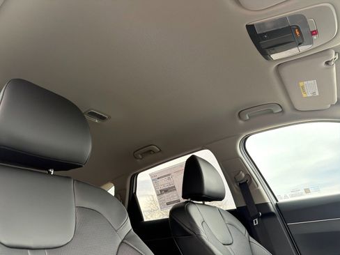 New 2026 Kia Sorento S image 18